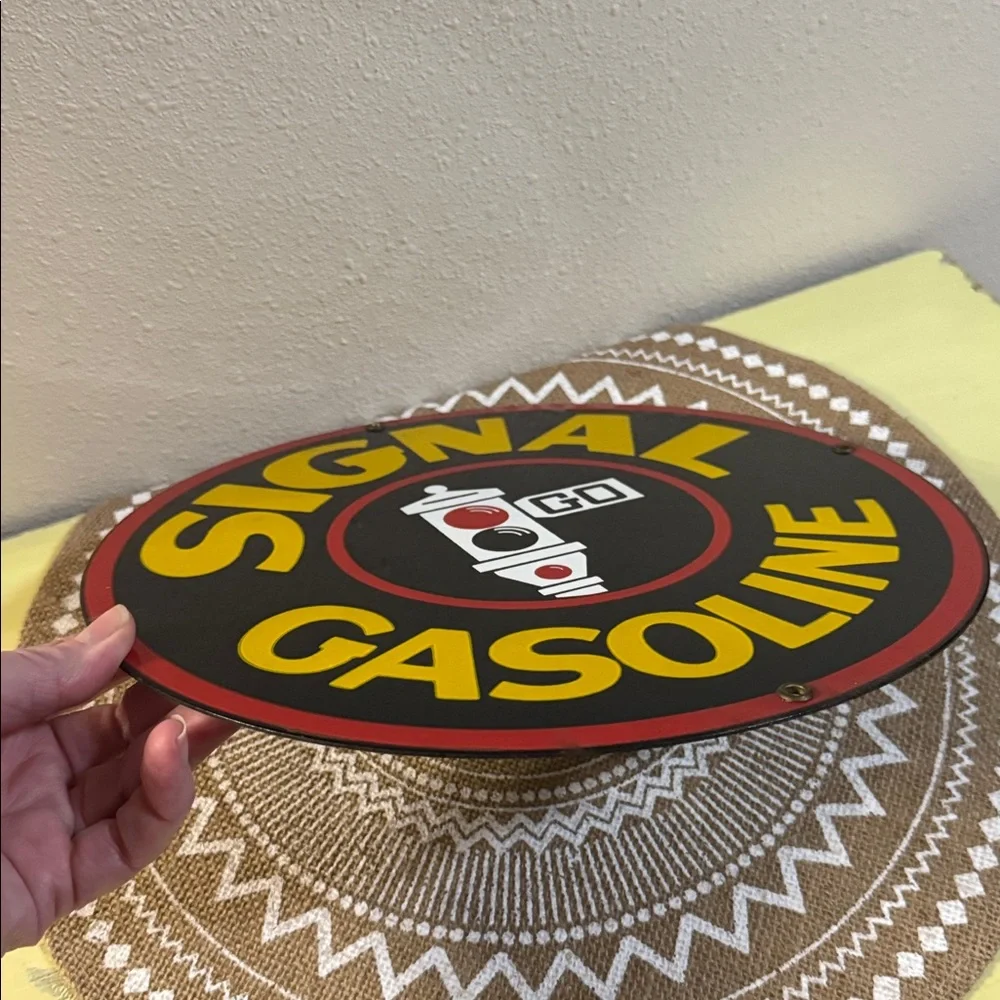 VTG Signal Gasoline Porcelain & Metal Ande Rooney Wall Sign - Picture 3 of 4